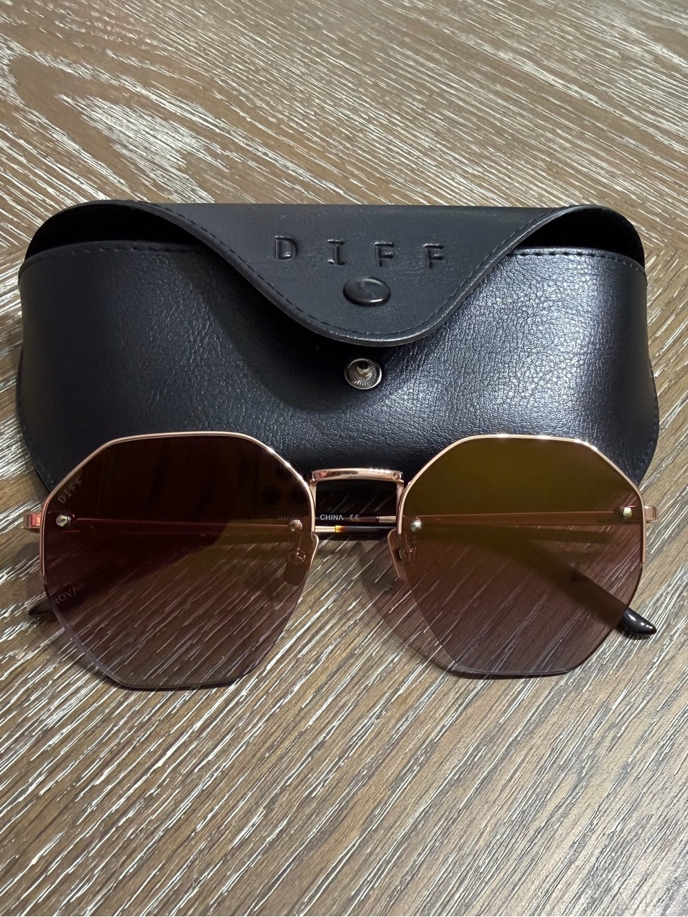 DIFF Eyewear Nova Sunglasses
